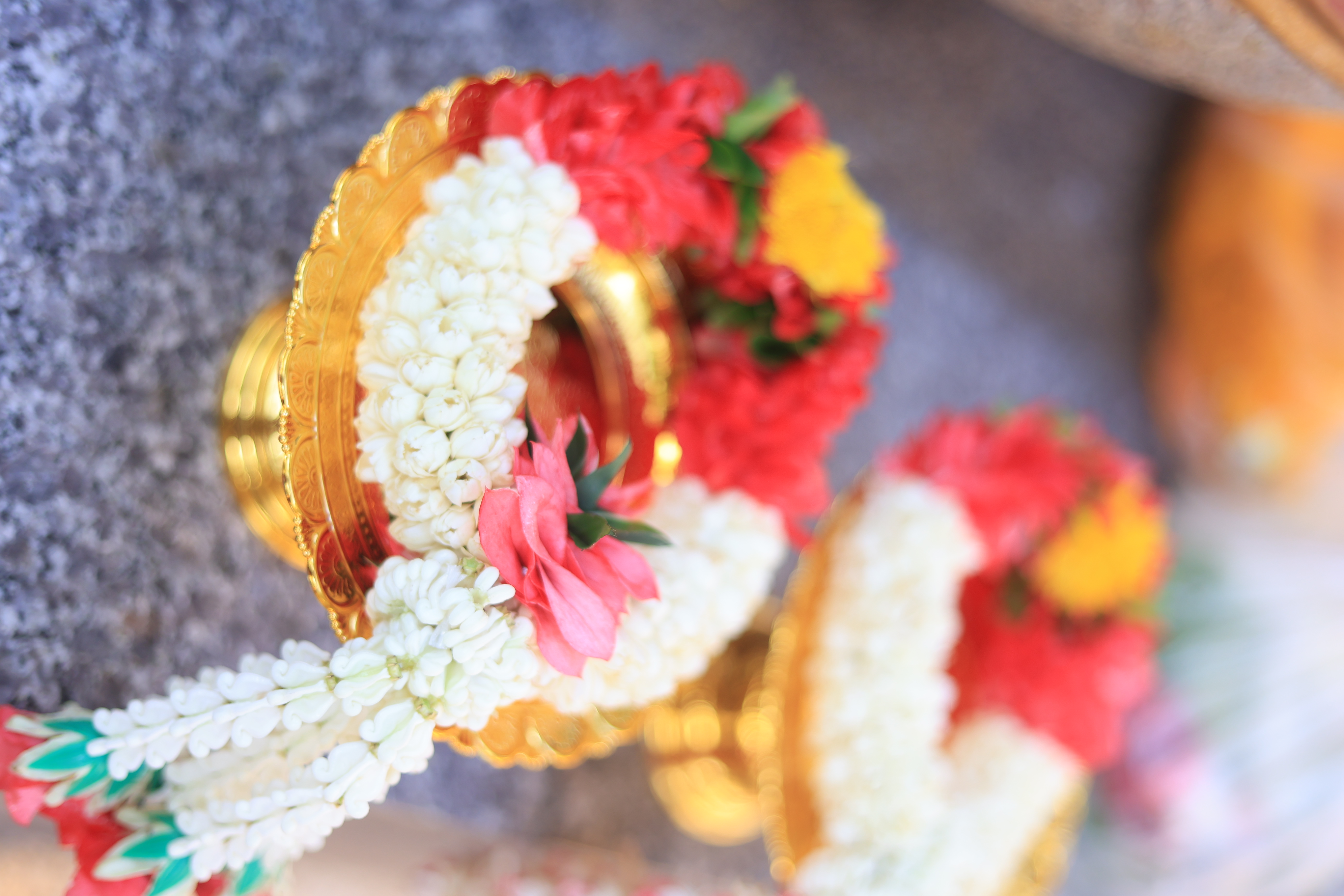 title - ผู้ตรวจราชการกรม ส.ป.ก. สักการะสิ่งศักดิ์สิทธิ์และรายงานตัวเนื่องในโอกาสเข้ารับตำแหน่งใหม่